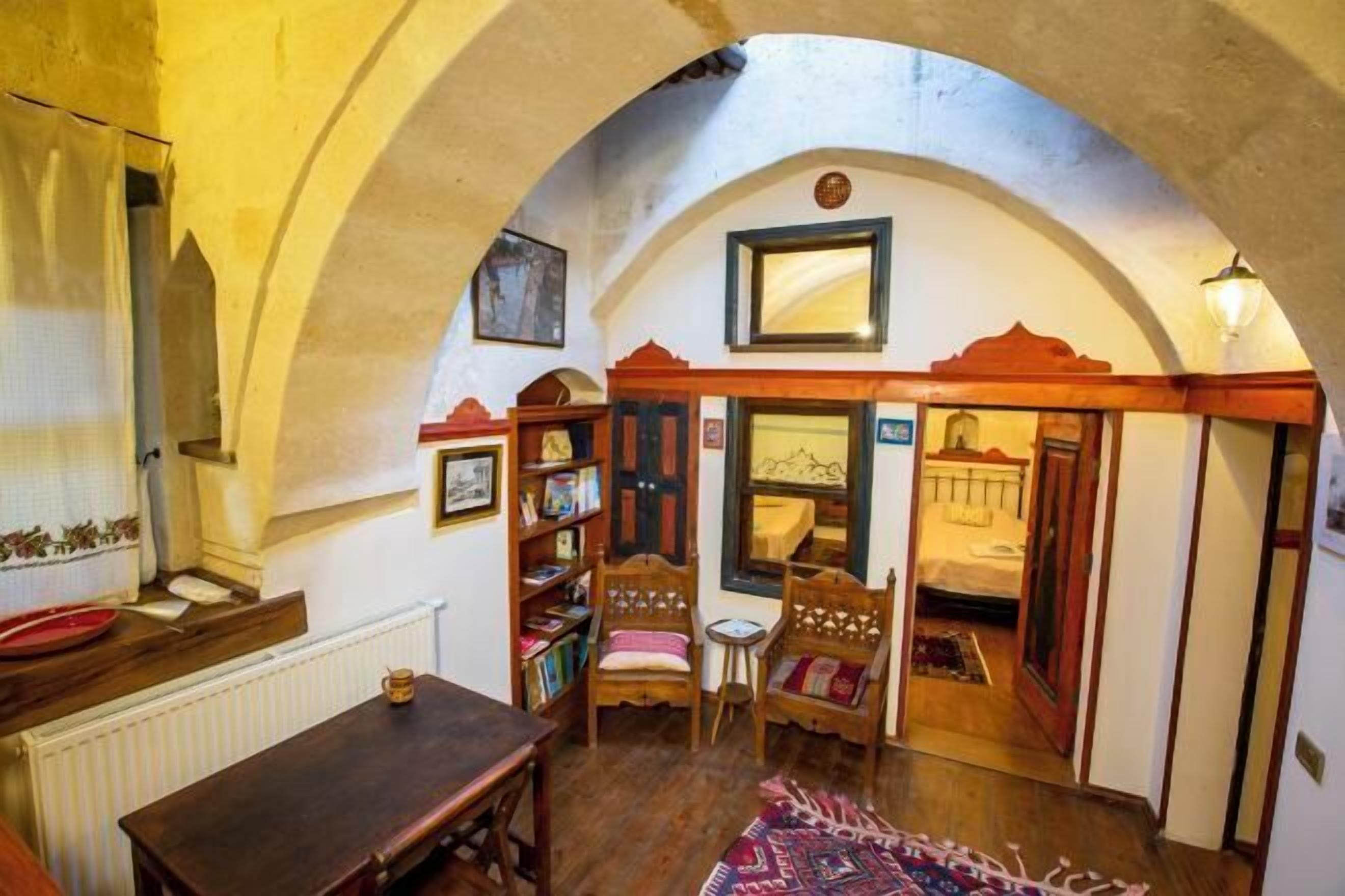 Sábanas italianas Frette, ropa de cama de alta calidad y minibar 