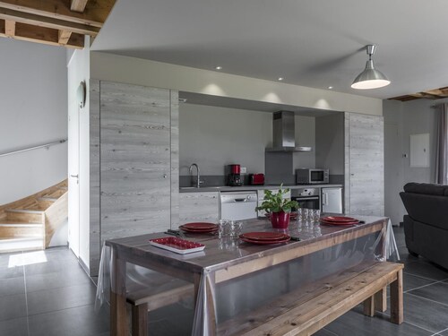 Gîtes rénovés à la ferme, terrasse et ambiance scandinave