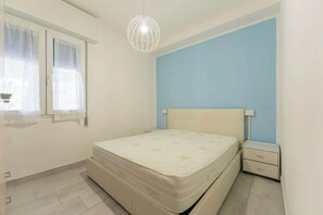 2 bedrooms, WiFi, wheelchair access - Three- room apartment nearby the sea and center (Lido degli Estensi)