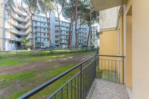 Property grounds - Apartment near the sea and the city center (Lido degli Estensi)