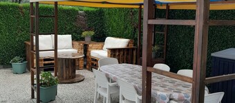 Gîte familial au bord de la Meuse, proche Verdun, activités nature, confort tout inclus