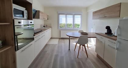 Cozy Riverside GĂźte with Terrace, Near Verdun Sites and Outdoor Activities