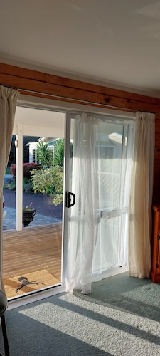 Cosy fully self contained bungalow