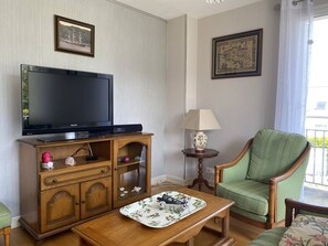 Fernseher