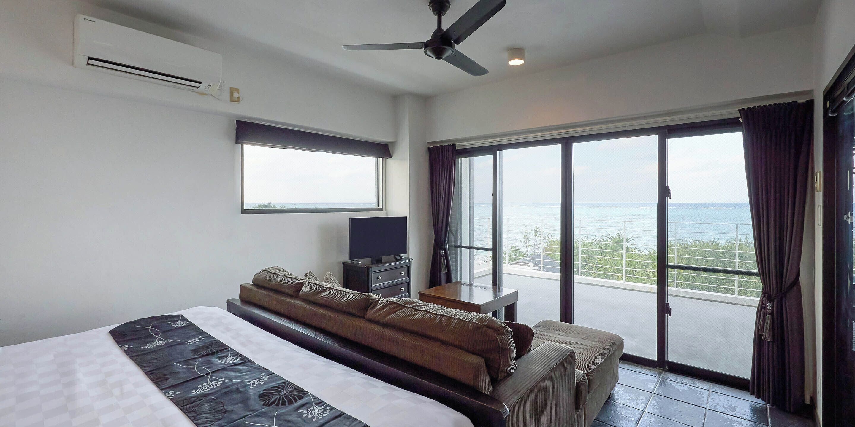 Pillow-top beds, laptop workspace, free WiFi, bed sheets