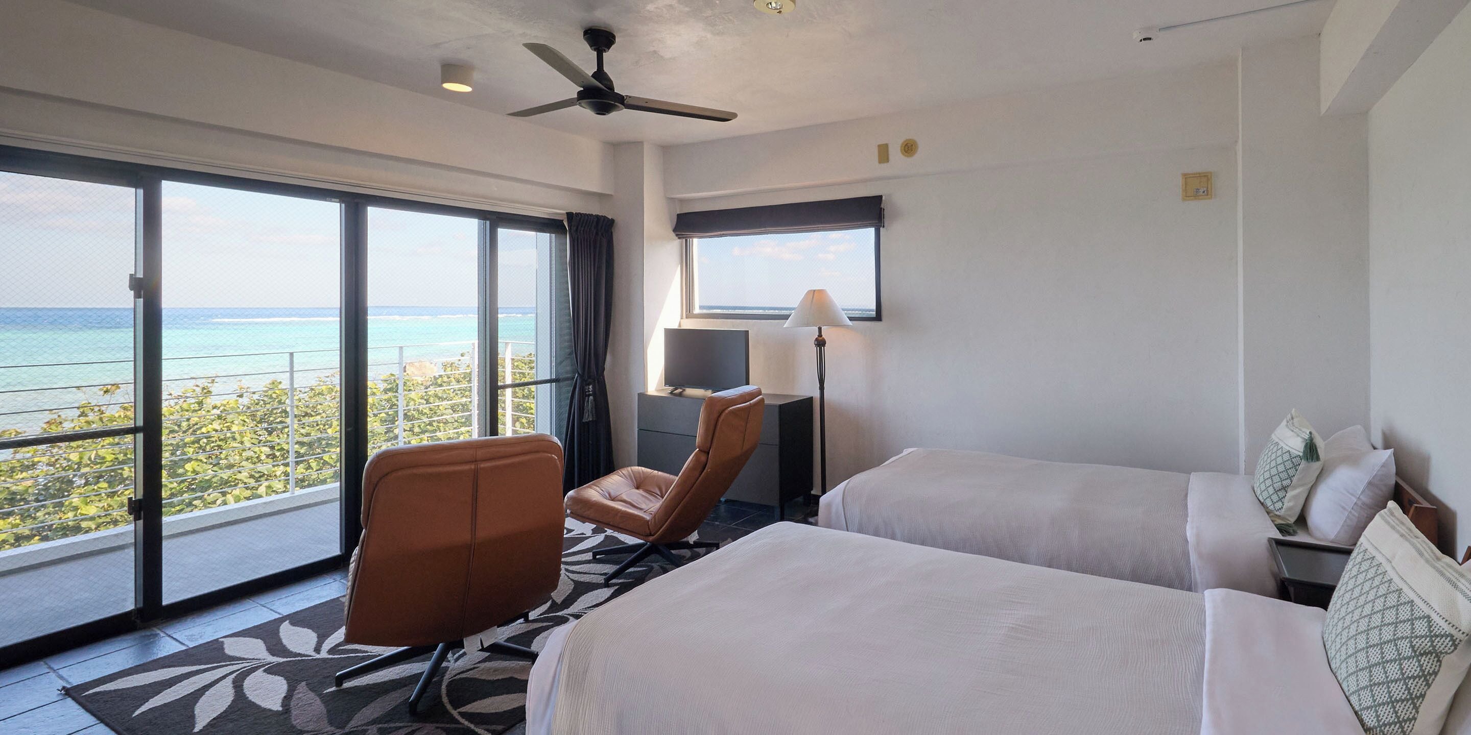 Habitación de lujo con 2 camas individuales, no fumadores (301 Wave) | Colchones con acolchado adicional