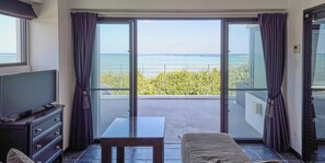 Phòng đôi Tiêu chuẩn, không hút thuốc (202 Sunset) | Nệm có lớp đệm bông, khu vực làm việc phù hợp cho laptop 