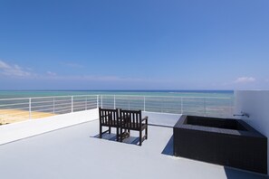 302 Star | Balcony view