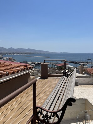 House | Balcony