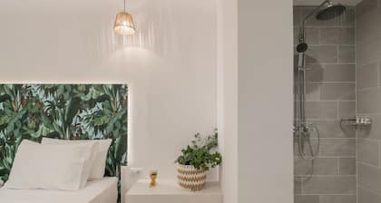 Suncourt Lux Rooms