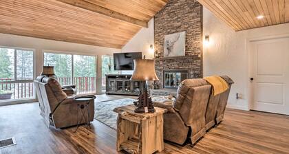 Spacious Sun-Up Bay Cabin, 20 Min to Downtown CDA!