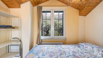 2 camere, ferro/asse da stiro, Wi-Fi gratuito, lenzuola