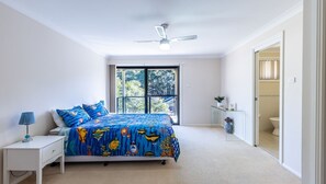 3 quartos, ferros/tábuas de passar roupa, Wi-Fi de cortesia