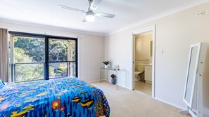 3 bedrooms, iron/ironing board, free WiFi