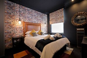 2 chambres, fer et planche à repasser, lit parapluie, Wi-Fi gratuit