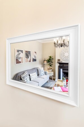 تلفزيون ذكي، مكتب