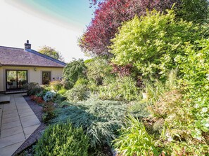 Cottage | Interior - Edencroft (Penrith)