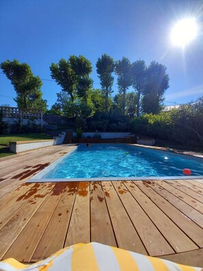 Piscine extérieure, piscine chauffée