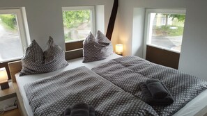 2 chambres, Wi-Fi gratuit, draps fournis