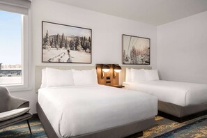 Deluxe Room, 2 Queen Beds, Non Smoking