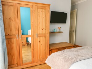 Cottage | 2 bedrooms, individually decorated, individually furnished, free WiFi - Aurora (Holyhead)