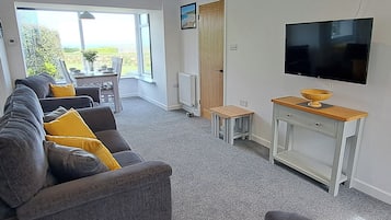 Cottage | Living area