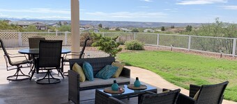 Perfectly situated in Elephant Butte - just minutes to the lake