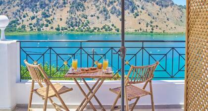 Best Family Friendly Villa Near Lake Kournas