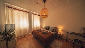 1 Schlafzimmer, Schreibtisch, Bügeleisen/Bügelbrett, kostenloses WLAN