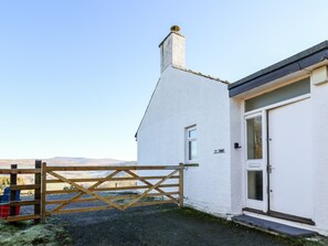 Cottage | Property grounds - Ty Twmp / Tump Cottage (Brecon)
