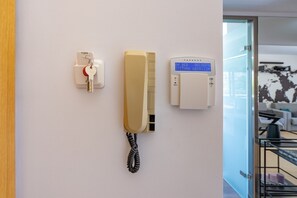 Interior entrance - Varkiza Beach 1 bedroom 4 pers (Vari-Voula-Vouliagmeni)