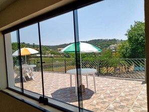 Balcony - Pousada Casablanca Águas de São Pedro (Aguas de Sao Pedro)