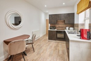 Fridge, microwave, oven, stovetop - Host & Stay | Studio Pod 1 (Saltburn-by-the-Sea)