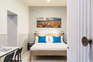 1 chambre, bureau, Wi-Fi gratuit, draps fournis