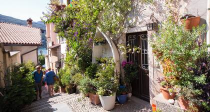 Piccolo Mondo Antico Stunning View