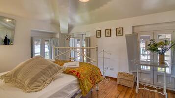 Apartamento famĂlia, 2 quartos, ao lado da montanha (Piccolo Mondo Antico Stunning View) | 2 quartos, Wi-Fi de cortesia, roupa de cama