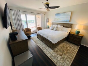 3 chambres, fer et planche à repasser, accès Internet, draps fournis