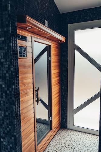 Magnificent Villa with Pool 10 min From them the Ocean