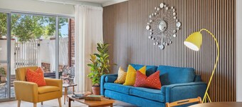 Happy Stays Classic Mid-Century Modern Escape