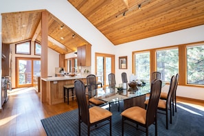House, 4 Bedrooms | Private kitchen | Fridge, oven, coffee/tea maker, electric kettle - Creekside At Northstar 4 Bedroom Home by RedAwning (Truckee)