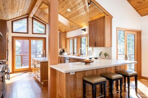 House, 4 Bedrooms | Private kitchen | Fridge, oven, coffee/tea maker, electric kettle - Creekside At Northstar 4 Bedroom Home by RedAwning (Truckee)