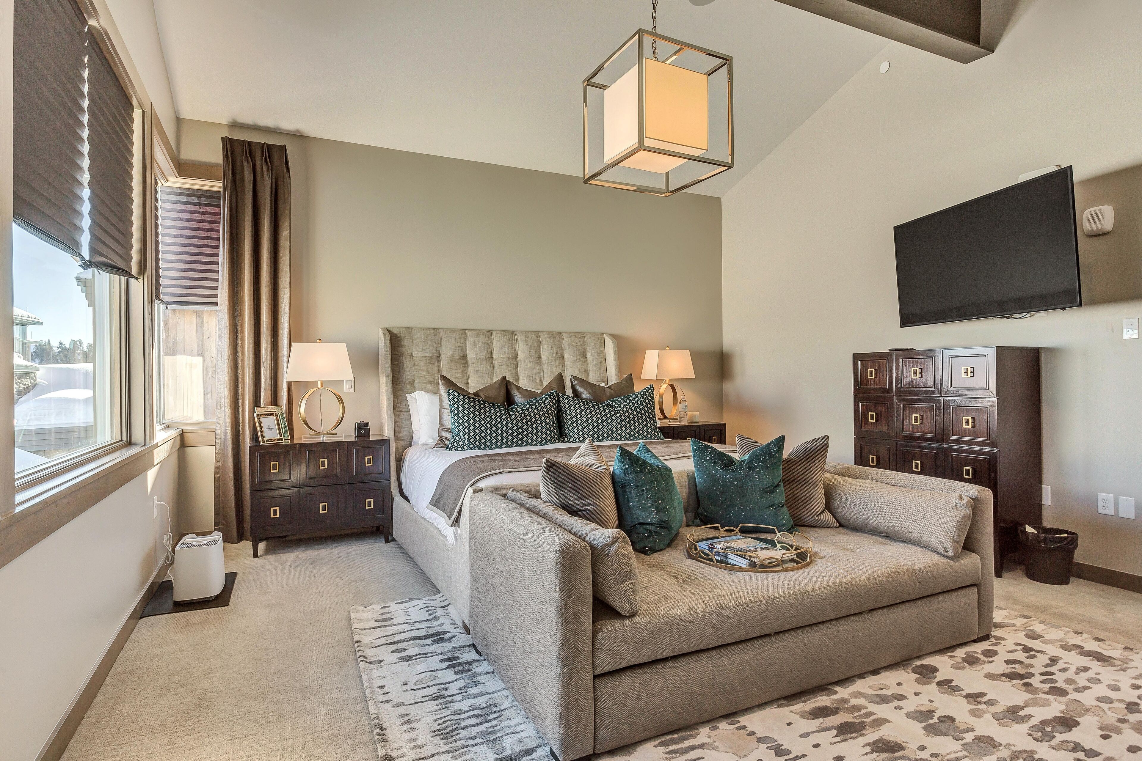 Suite, 5 Bedrooms