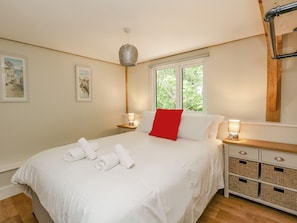 Cottage | 3 bedrooms, individually decorated, individually furnished, free WiFi