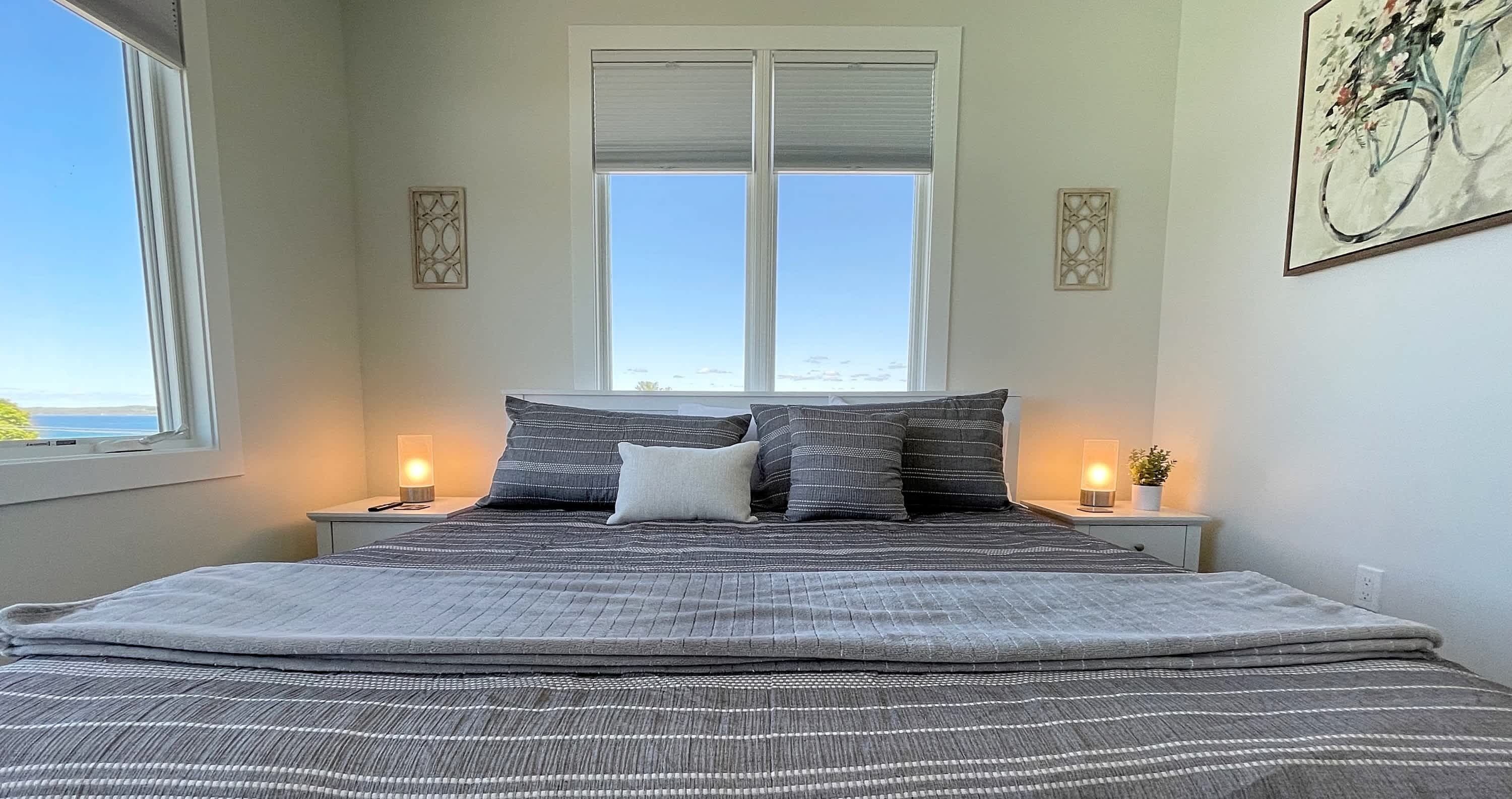 2 多间卧室、熨斗/熨衣板、WiFi、床单