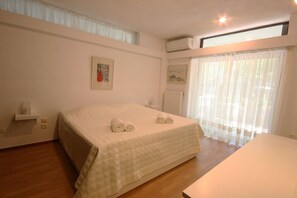 2 bedrooms, WiFi - FURNISHED 2 BEDROOM POOL APARTMENT IN UPSCALE RESIDENTIAL AREA (Drosia)