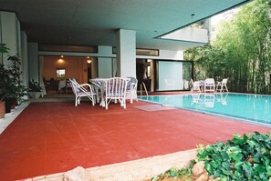 Outdoor pool - FURNISHED 2 BEDROOM POOL APARTMENT IN UPSCALE RESIDENTIAL AREA (Drosia)