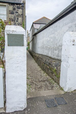 Room - Helena Cottage (Leven)