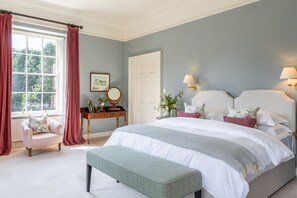 6 Schlafzimmer, Bügeleisen/Bügelbrett, Internetzugang, Bettwäsche