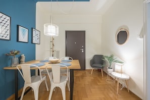 City Double Room | In-room dining - City Suite by Cloudkeys (Athens)