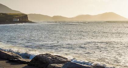 Large house with adjoining cottage close to Waterville